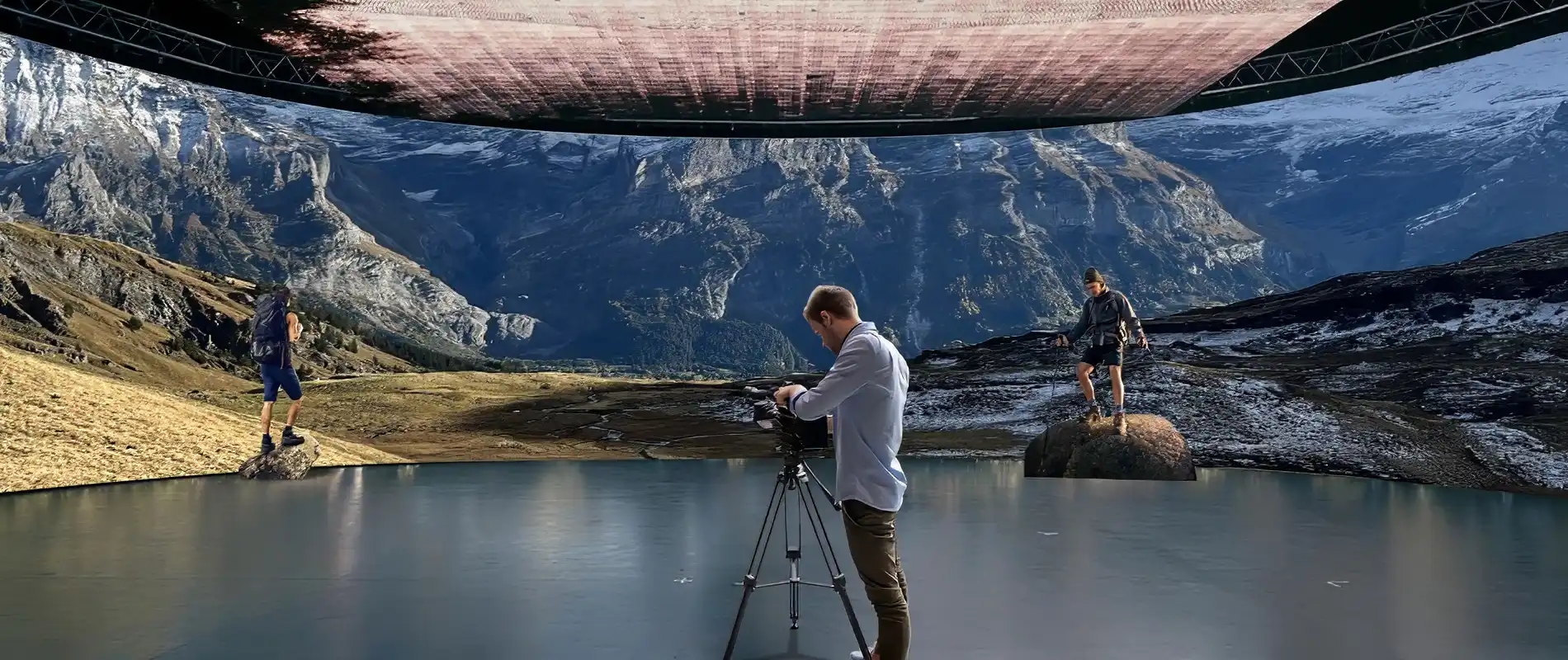 Immersive and XR LED-Wrap-Around Walls, 3D and Virtual Production